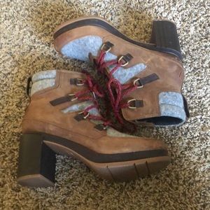 Beautiful Sorel genuine leather boot.